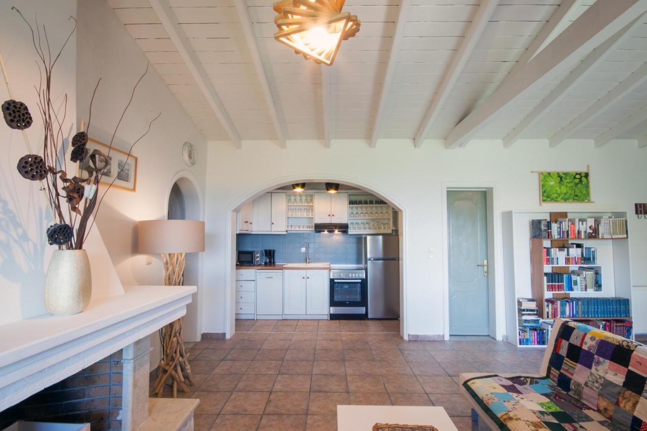 Odyssey Villas カシオピ エクステリア 写真